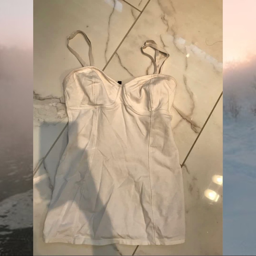 Aritzia TALULA Sweetheart Tank Top☁️✨